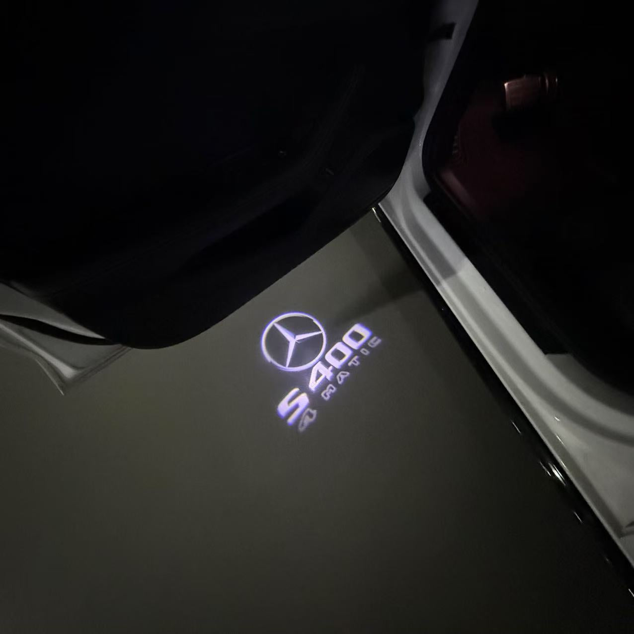 MERCEDES BENZ S 400 LOGO PROJECTOR LIGHTS (quantity 1 = 1 sets/2 door lights)Nr.03f031
