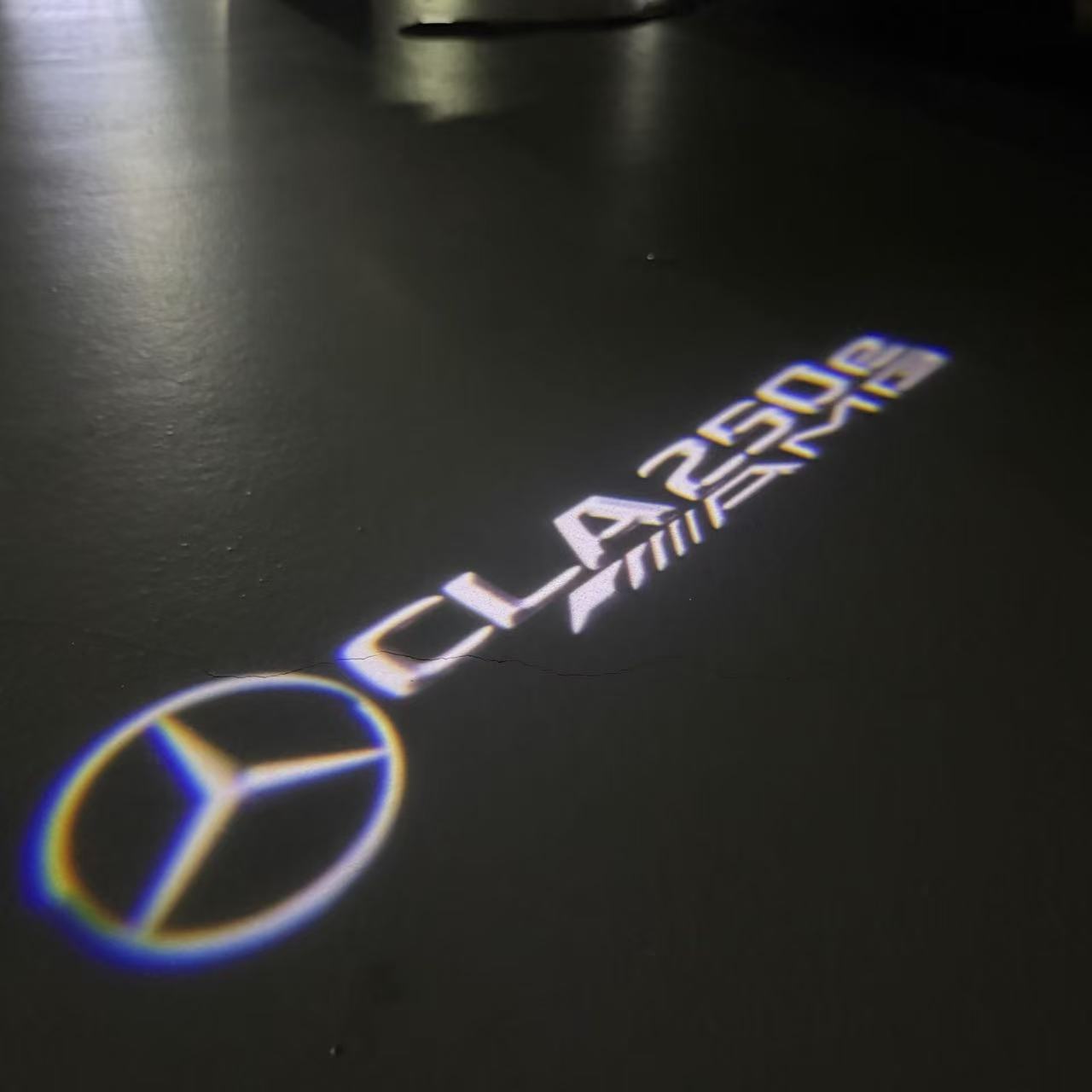 MERCEDES BENZ CLA 250e AMG LOGO PROJECTOT LIGHTS (quantity 1 = 1 sets/2 door lights)Nr.03f024