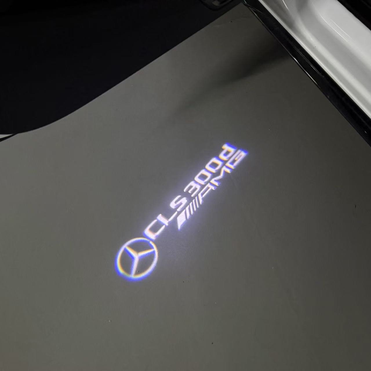 MERCEDES BENZ CLS 300d AMG LOGO PROJECTOT LIGHTS (quantity 1 = 1 sets/2 door lights)Nr.03f026