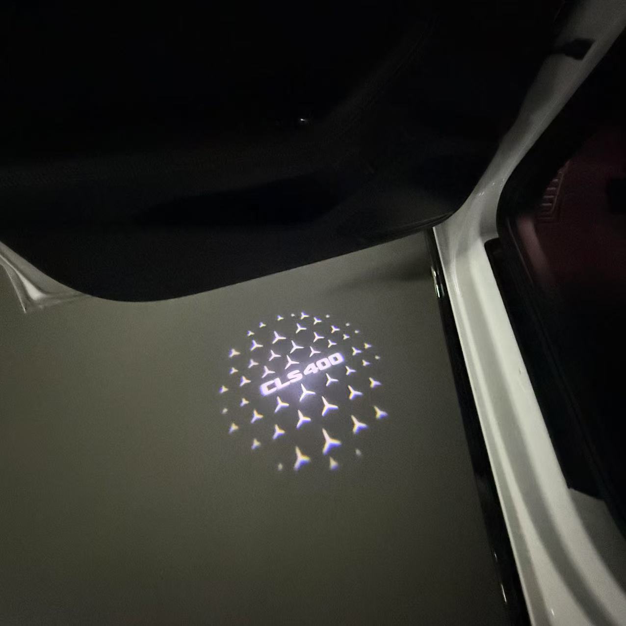 MERCEDES BENZ CLS 400 LOGO PROJECTOT LIGHTS (quantity 1 = 1 sets/2 door lights)Nr.03f031