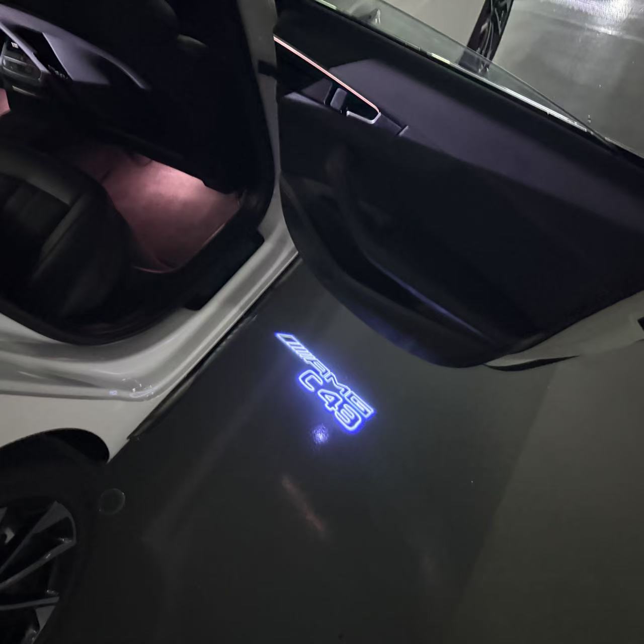 MERCEDES BENZ C43 AMG LOGO PROJECTOT LIGHTS (quantity 1 = 1 sets/2 door lights)Nr.03f05