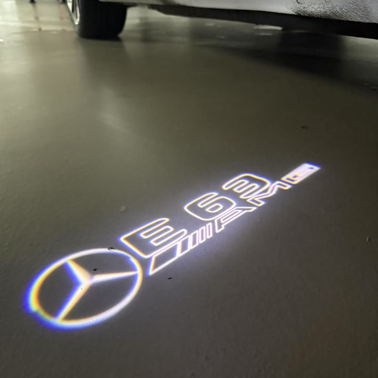 MERCEDES BENZ E63 AMG LOGO PROJECTOT LIGHTS (quantity 1 = 1 sets/2 door lights)Nr.03f010