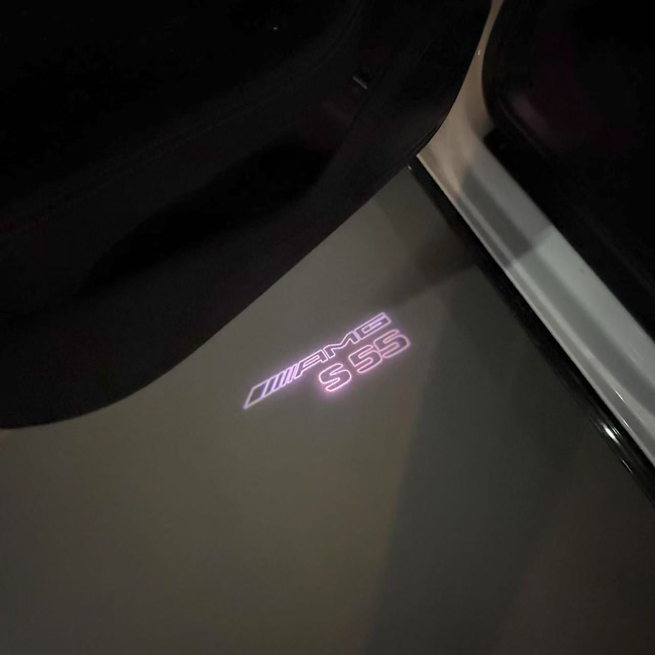 MERCEDES BENZ S 55 AMG LOGO PROJECTOR LIGHTS (quantity 1 = 1 sets/2 door lights)Nr.03f03