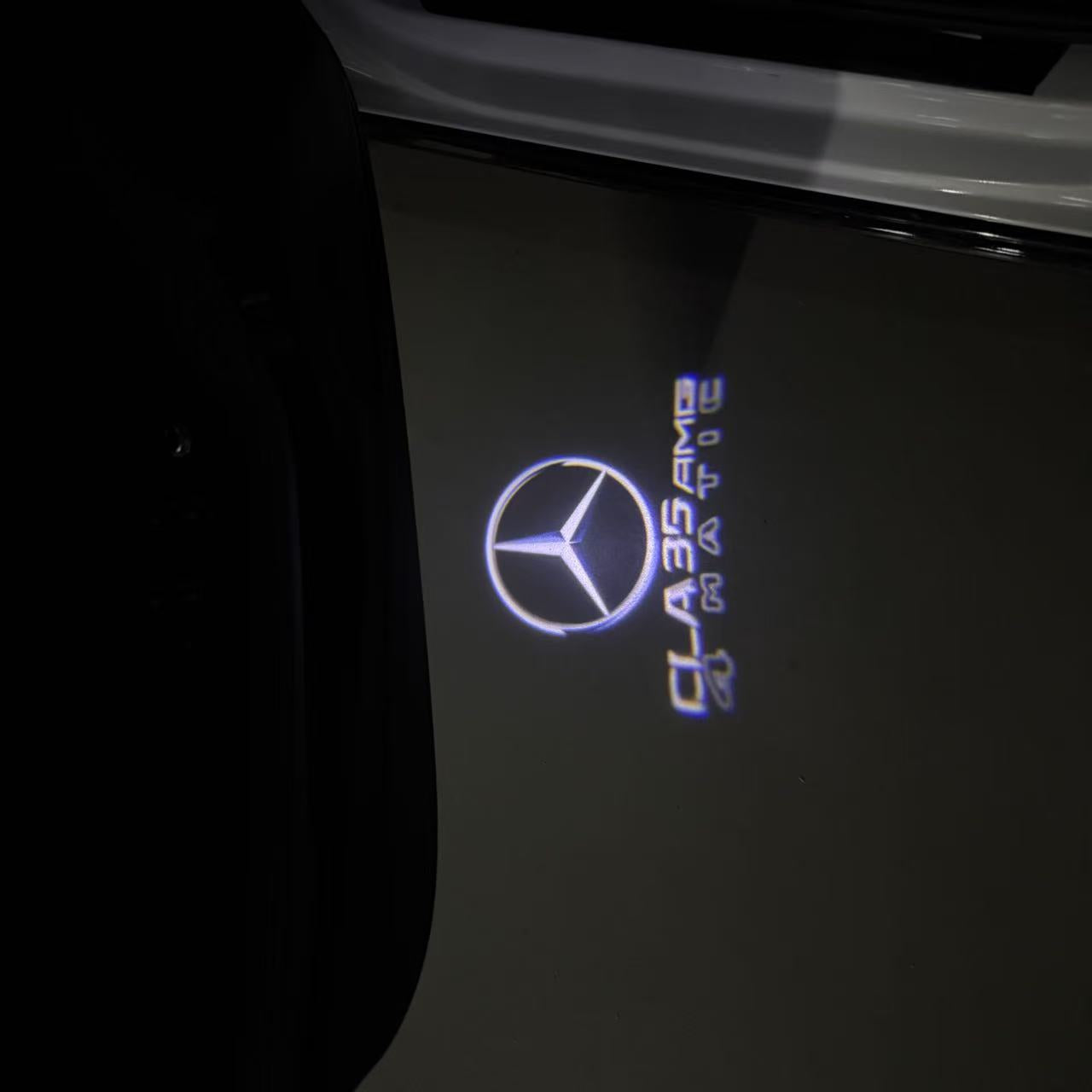 MERCEDES BENZ CLA 35 AMG LOGO PROJECTOT LIGHTS (quantity 1 = 1 sets/2 door lights)Nr.03f07