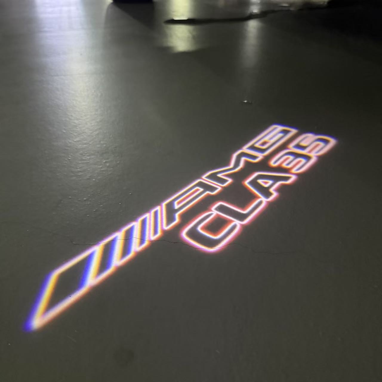 MERCEDES BENZ CLA 35 AMG LOGO PROJECTOT LIGHTS (quantity 1 = 1 sets/2 door lights)Nr.03f06