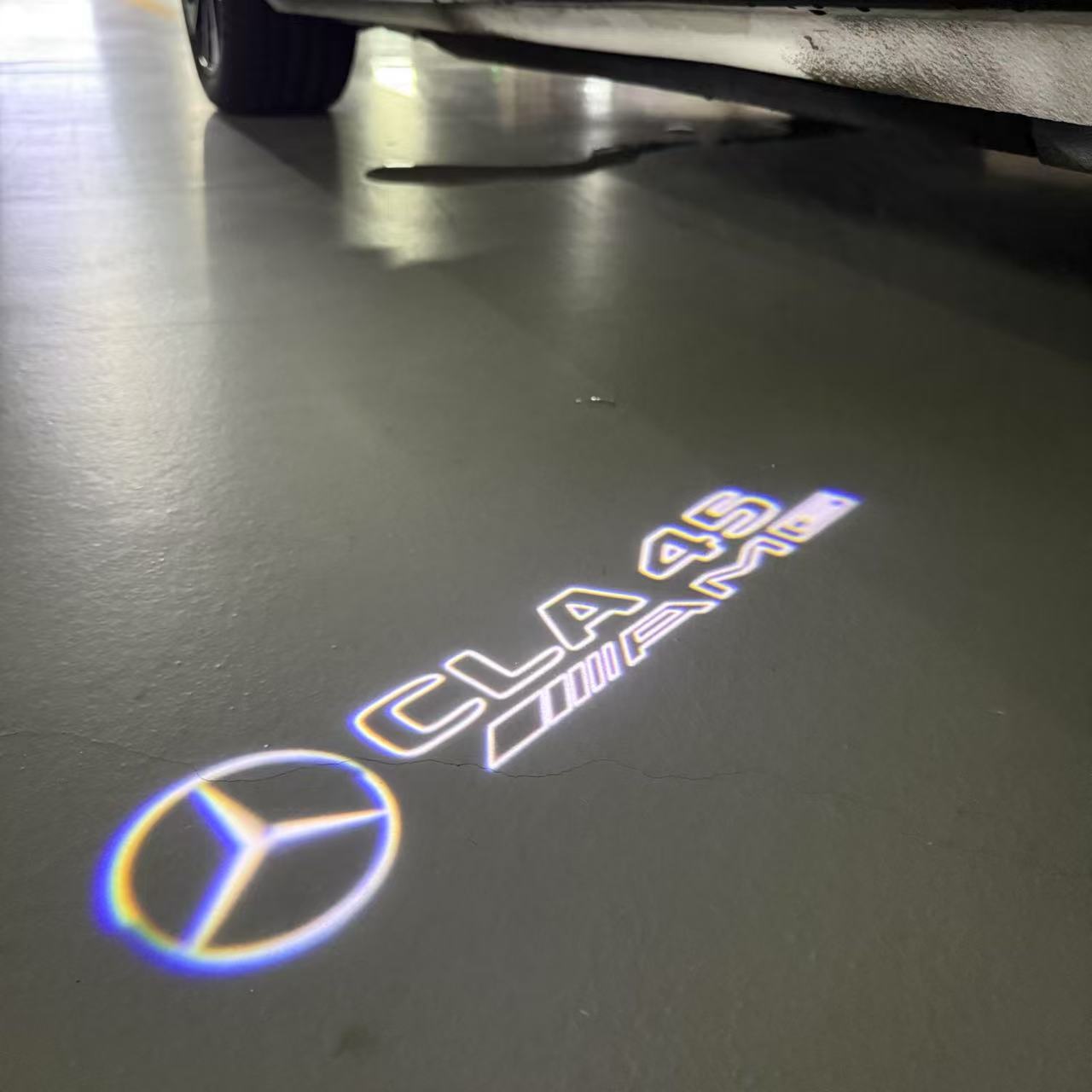 MERCEDES BENZ CLA 45 AMG LOGO PROJECTOT LIGHTS (quantity 1 = 1 sets/2 door lights)Nr.03f010