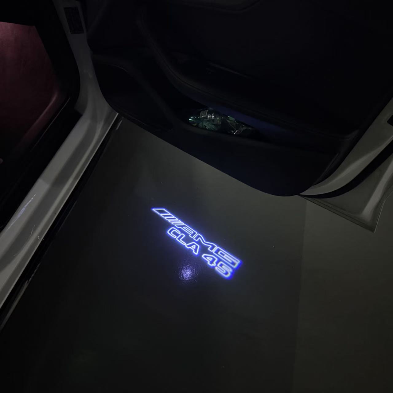MERCEDES BENZ CLA 45 AMG LOGO PROJECTOT LIGHTS (quantity 1 = 1 sets/2 door lights)Nr.03f08
