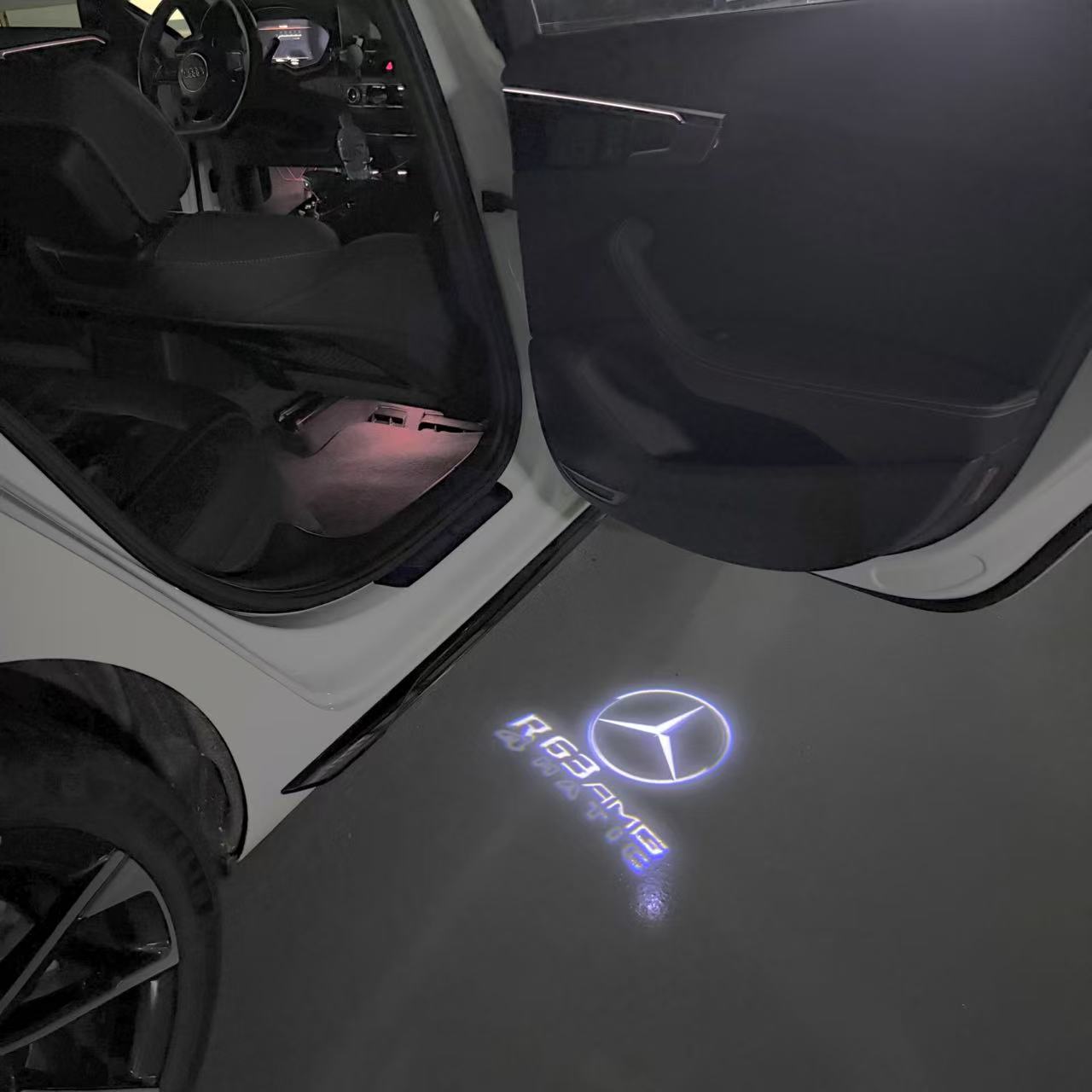 MERCEDES BENZ R 63 AMG LOGO PROJECTOR LIGHTS (quantity 1 = 1 sets/2 door lights)Nr.03f026