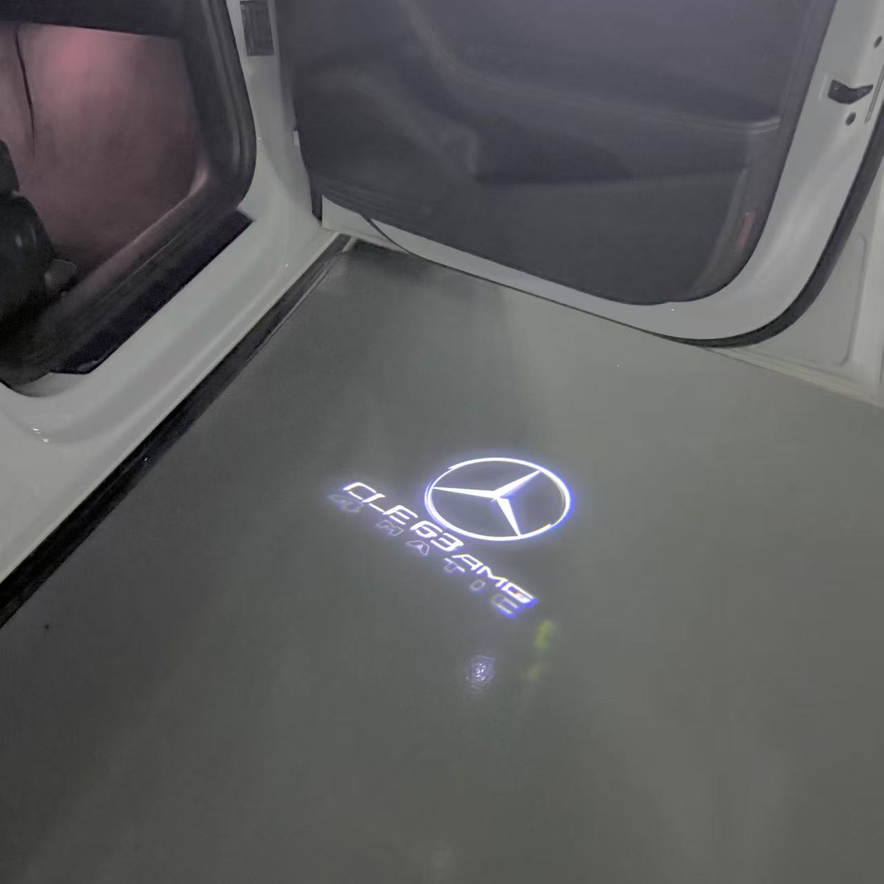 MERCEDES BENZ CLE 63 AMG LOGO PROJECTOT LIGHTS (quantity 1 = 1 sets/2 door lights)Nr.03f06