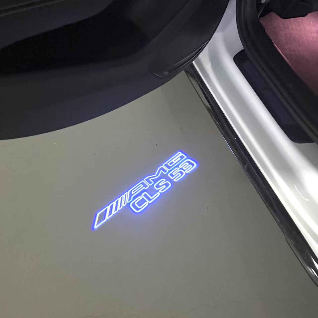 MERCEDES BENZ CLS 53 AMG LOGO PROJECTOT LIGHTS (quantity 1 = 1 sets/2 door lights)Nr.03f07