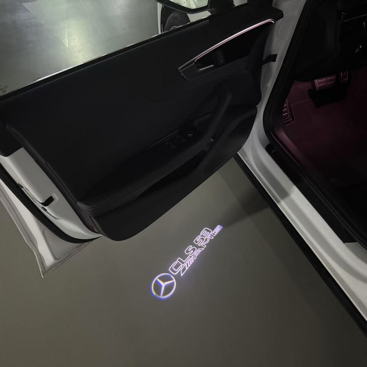 MERCEDES BENZ CLS 53 AMG LOGO PROJECTOT LIGHTS (quantity 1 = 1 sets/2 door lights)Nr.03f04