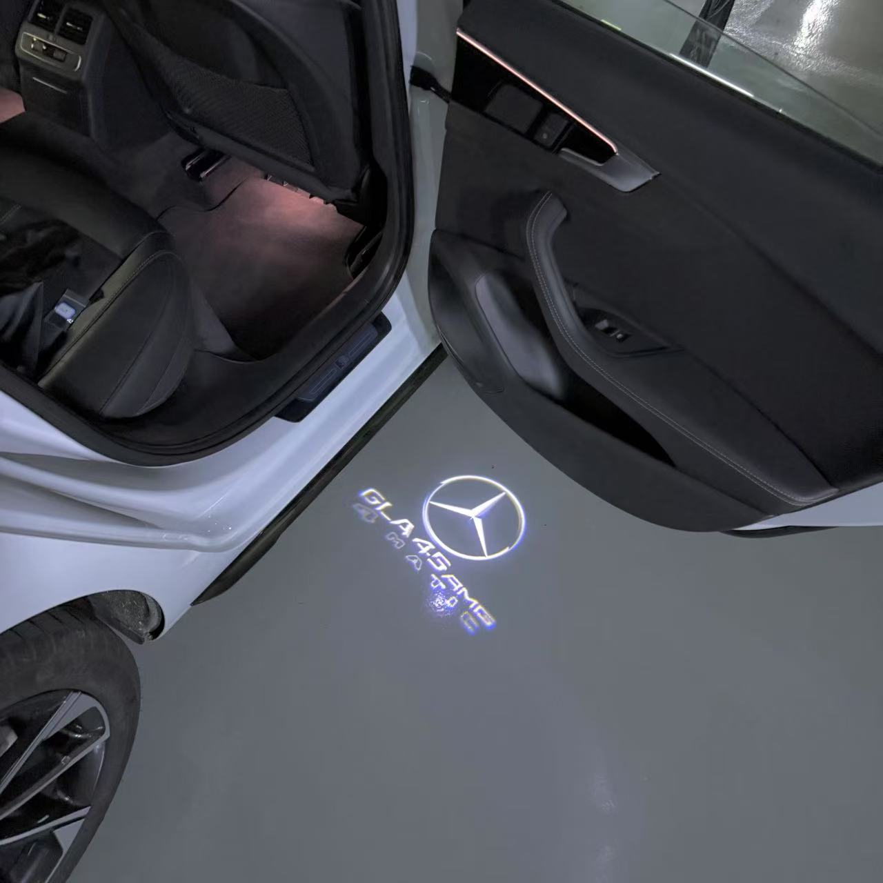 MERCEDES BENZ GLA45 AMG LOGO PROJECTOR LIGHTS (quantity 1 = 1 sets/2 door lights)Nr.03f08