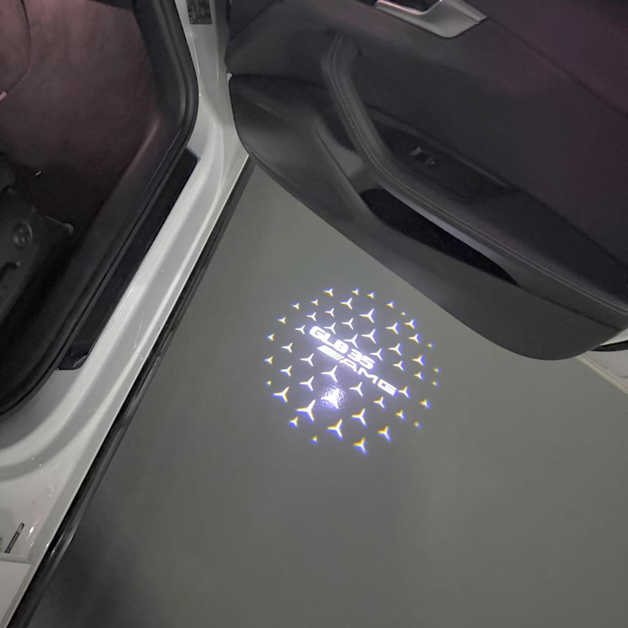 MERCEDES BENZ GLB 35 AMG LOGO PROJECTOR LIGHTS (quantity 1 = 1 sets/2 door lights)Nr.03f025