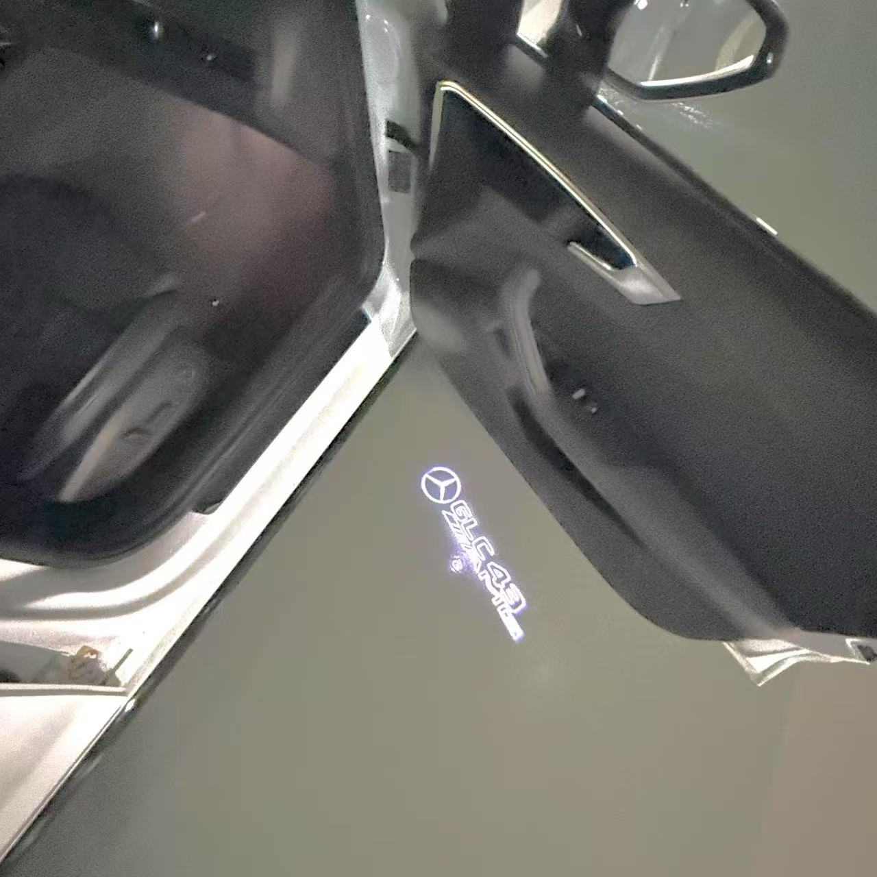 MERCEDES BENZ GLC 43 AMG LOGO PROJECTOR LIGHTS (quantity 1 = 1 sets/2 door lights)Nr.03f027
