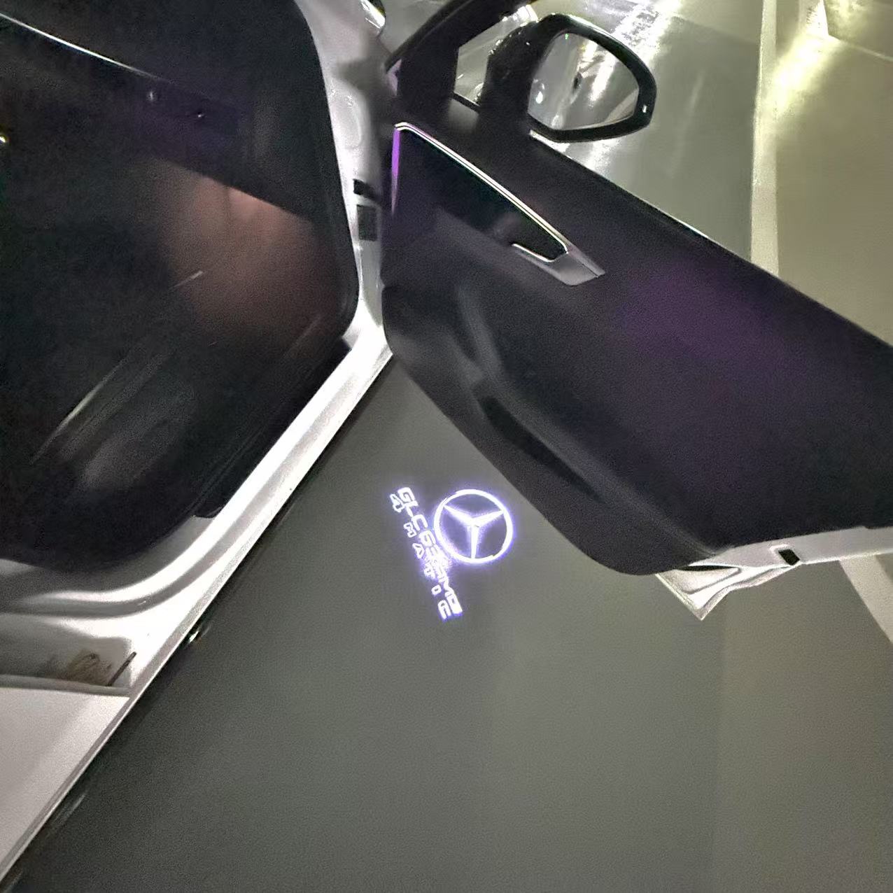 MERCEDES BENZ GLC 63 AMG LOGO PROJECTOR LIGHTS (quantity 1 = 1 sets/2 door lights)Nr.03f030