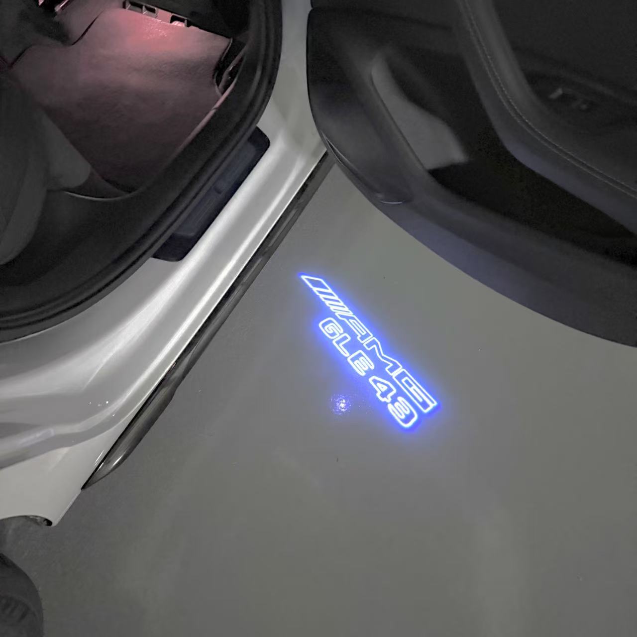 MERCEDES BENZ GLE 43 AMG LOGO PROJECTOR LIGHTS (quantity 1 = 1 sets/2 door lights)Nr.03f030
