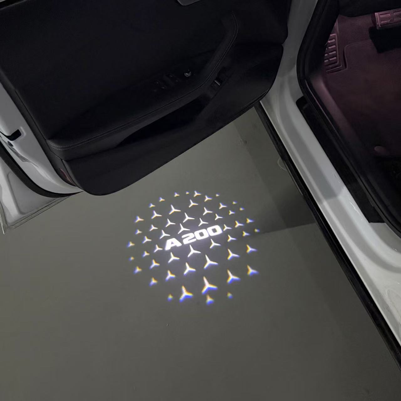 MERCEDES BENZ A200 LOGO PROJECTOR LIGHTS (quantity 1 = 1 sets/2 door lights)Nr.03f09