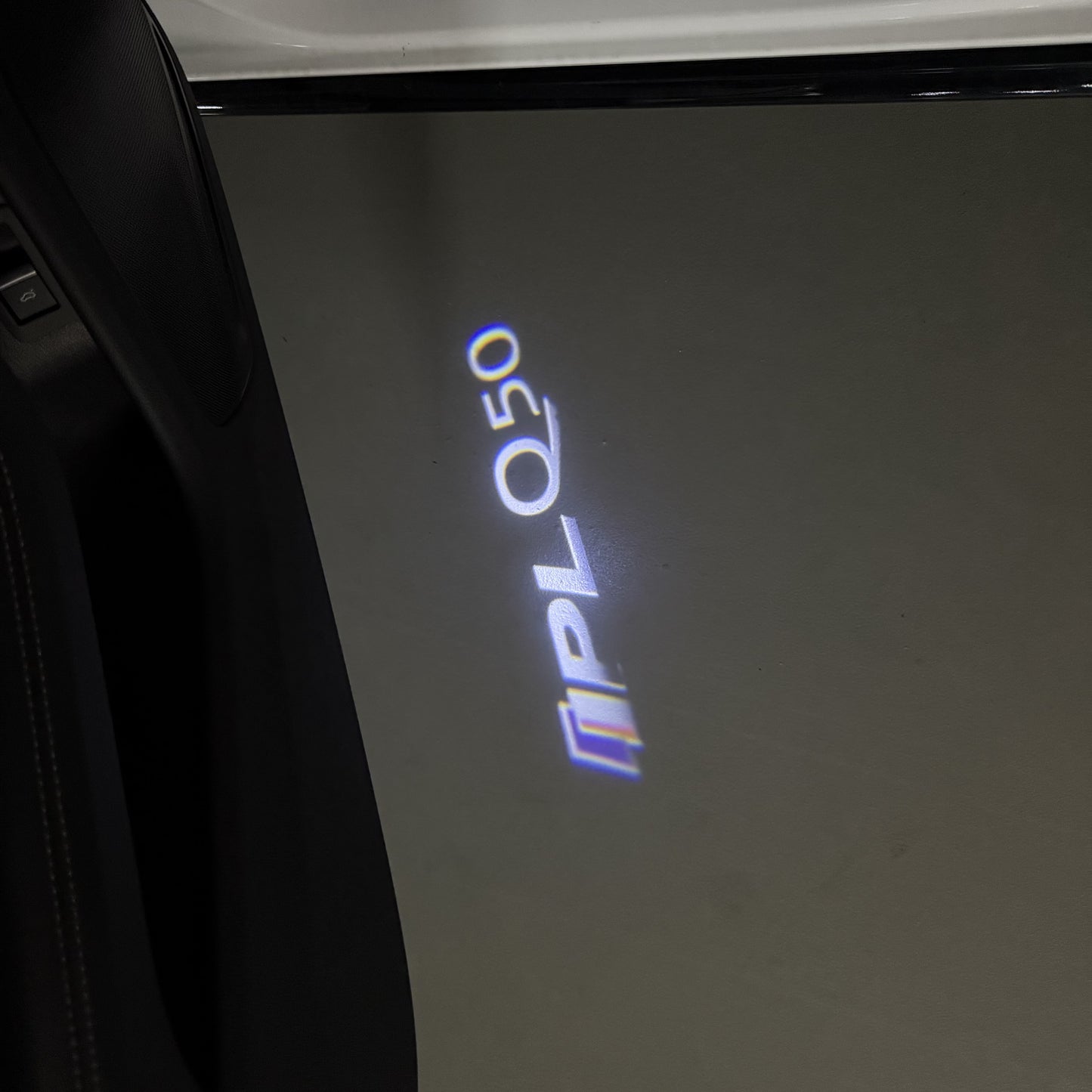 INFINITI Q50 LOGO PROJECROTR LIGHTS (quantity 1 = 1 sets/2 door lights)Nr.74A36