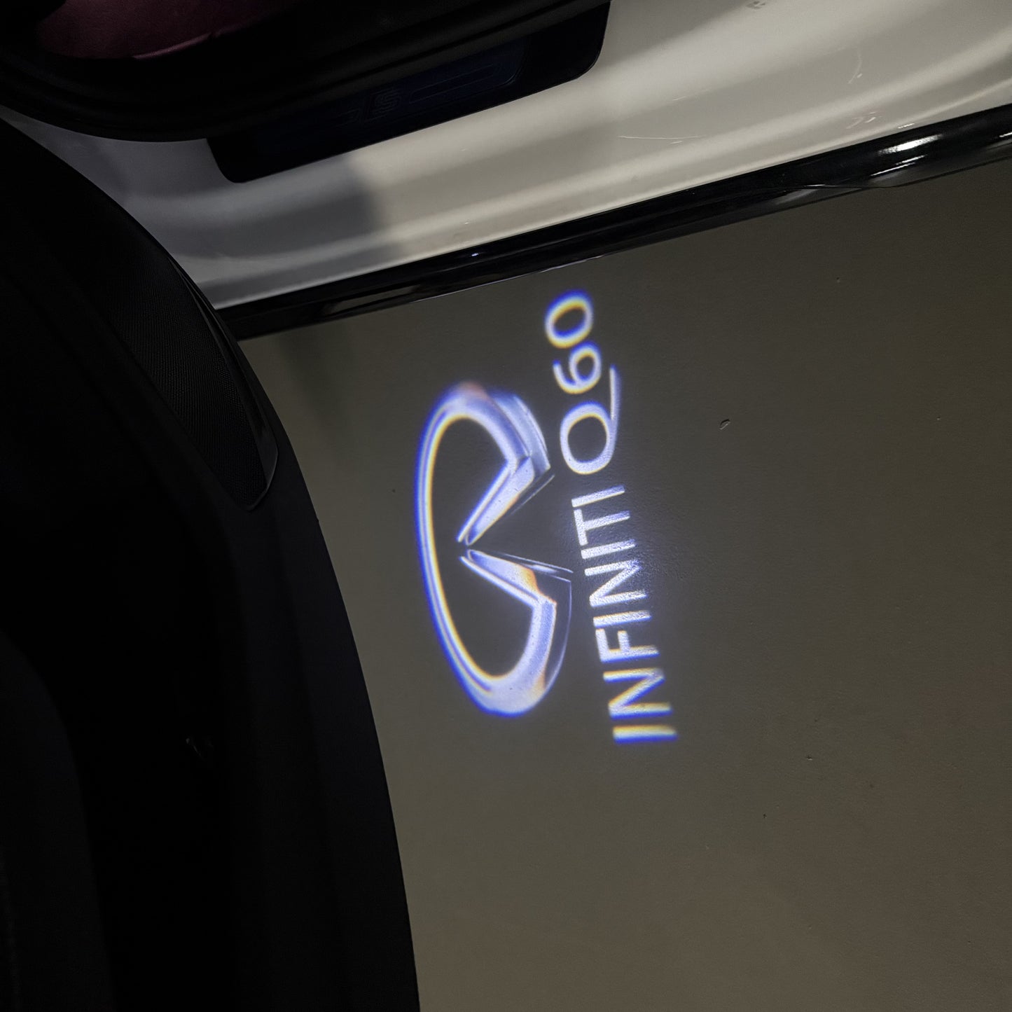 INFINITI Q60 LOGO PROJECROTR LIGHTS (quantity 1 = 1 sets/2 door lights)Nr.74A35
