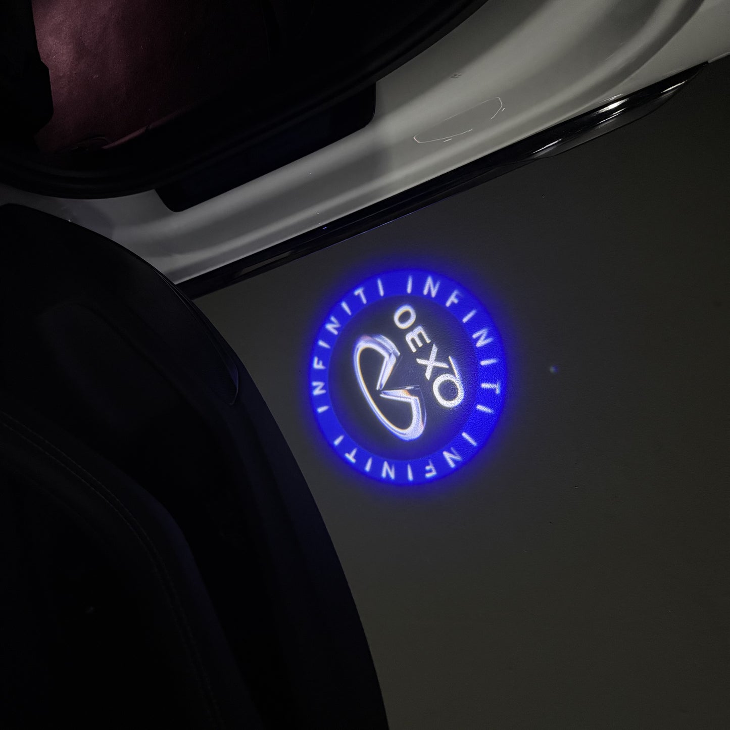INFINITI QX30 LOGO PROJECROTR LIGHTS (quantity 1 = 1 sets/2 door lights)Nr.74A25