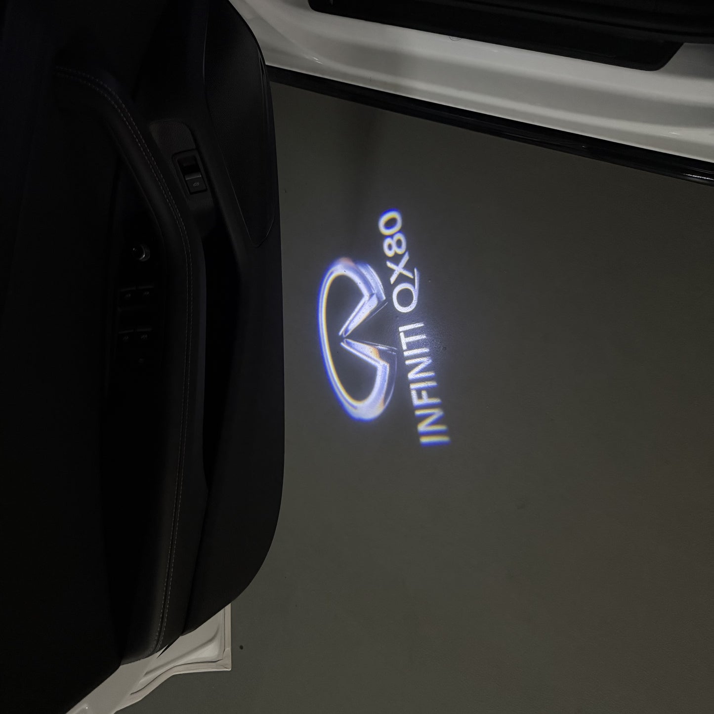 INFINITI QX80 LOGO PROJECROTR LIGHTS (quantity 1 = 1 sets/2 door lights)Nr.74A4