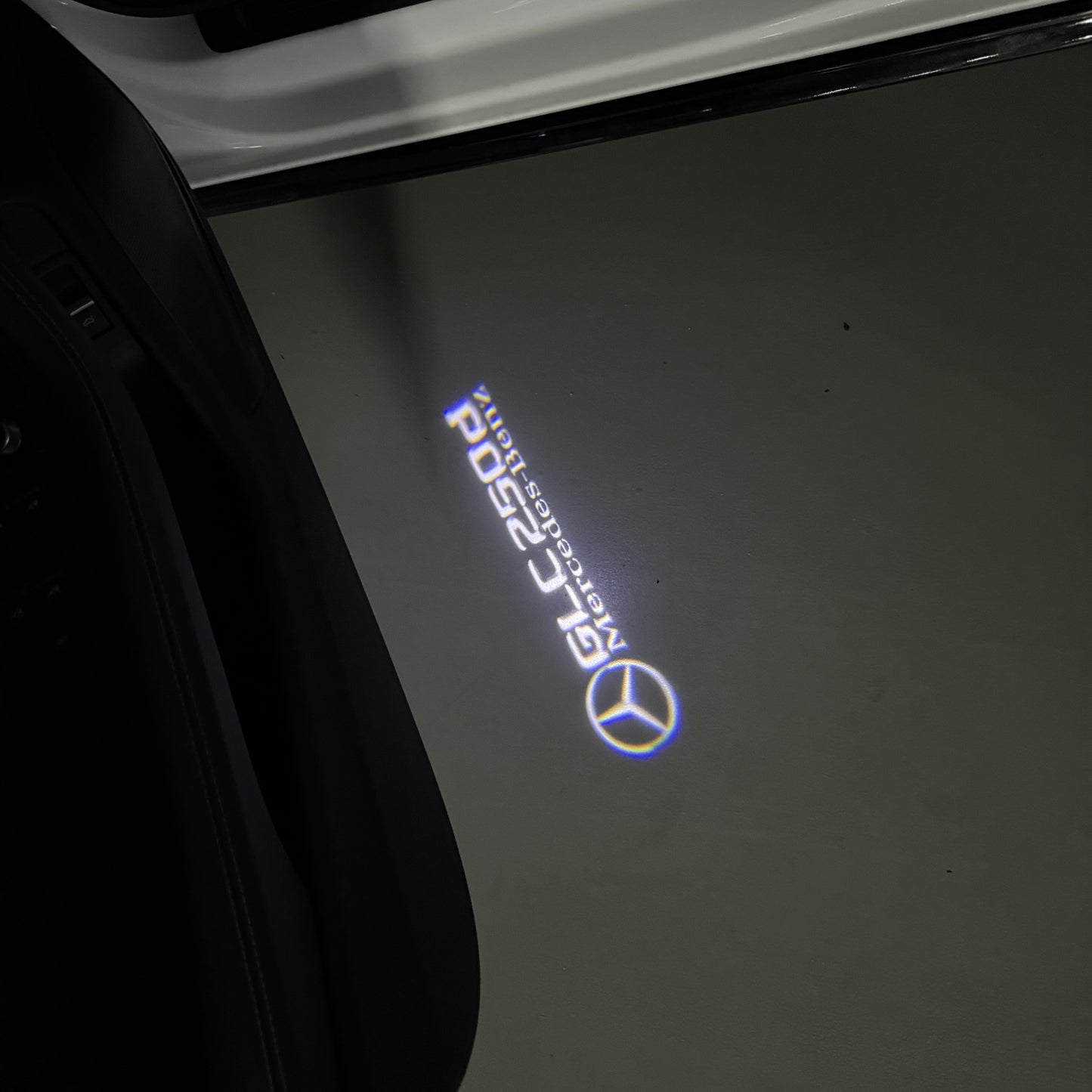 MERCEDES BENZ GLC 250d LOGO PROJECTOR LIGHTS (quantity 1 = 1 sets/2 door lights)Nr.03f042