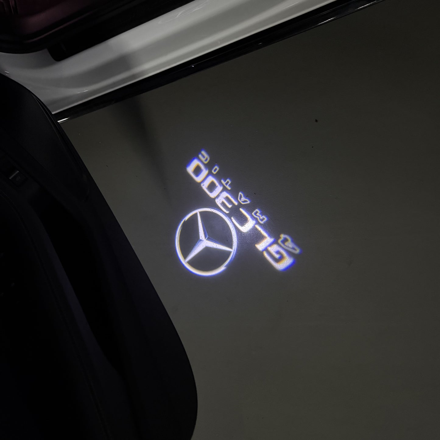 MERCEDES BENZ GLC 300 LOGO PROJECTOR LIGHTS (quantity 1 = 1 sets/2 door lights)Nr.03f044