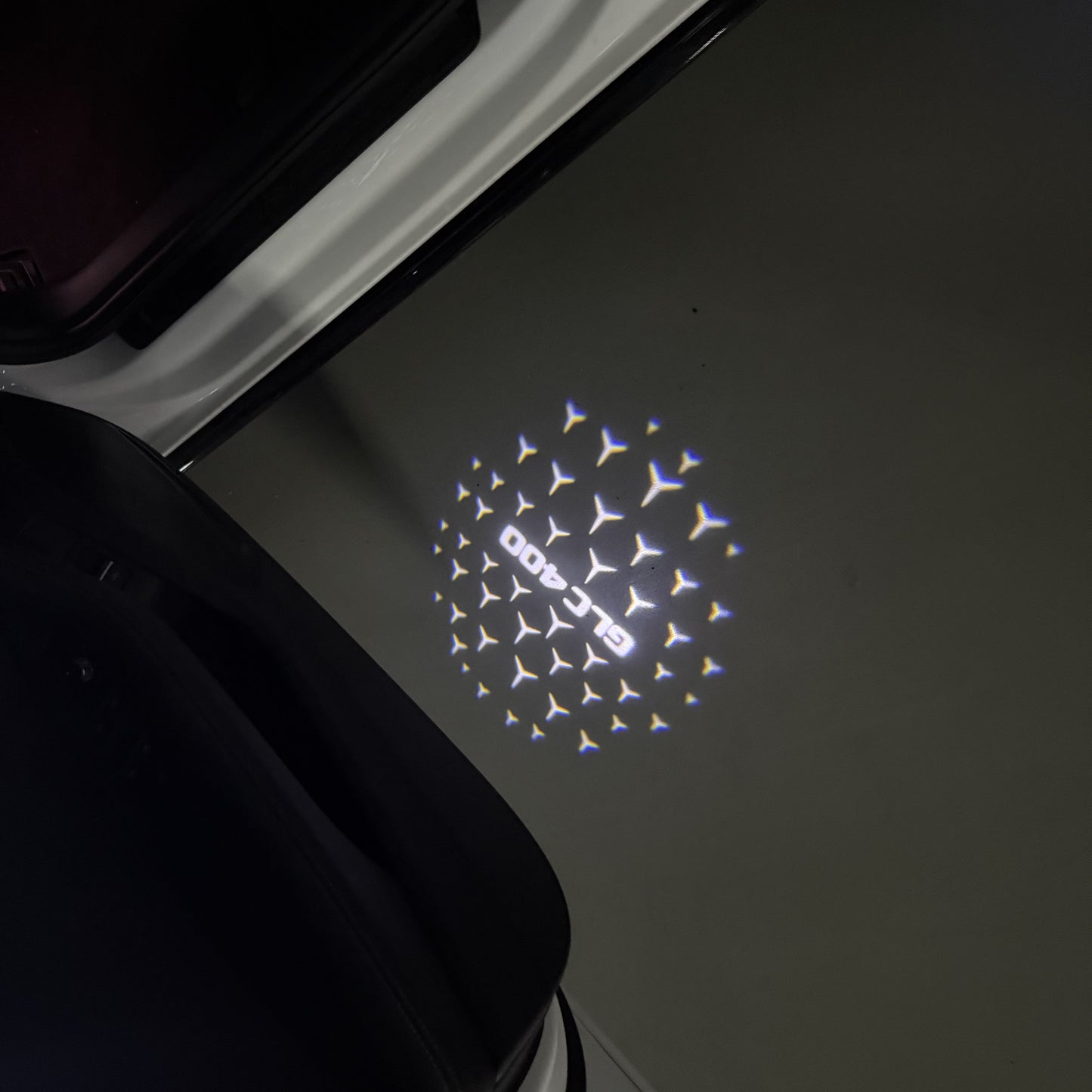 MERCEDES BENZ GLC 400 LOGO PROJECTOR LIGHTS (quantity 1 = 1 sets/2 door lights)Nr.03f052
