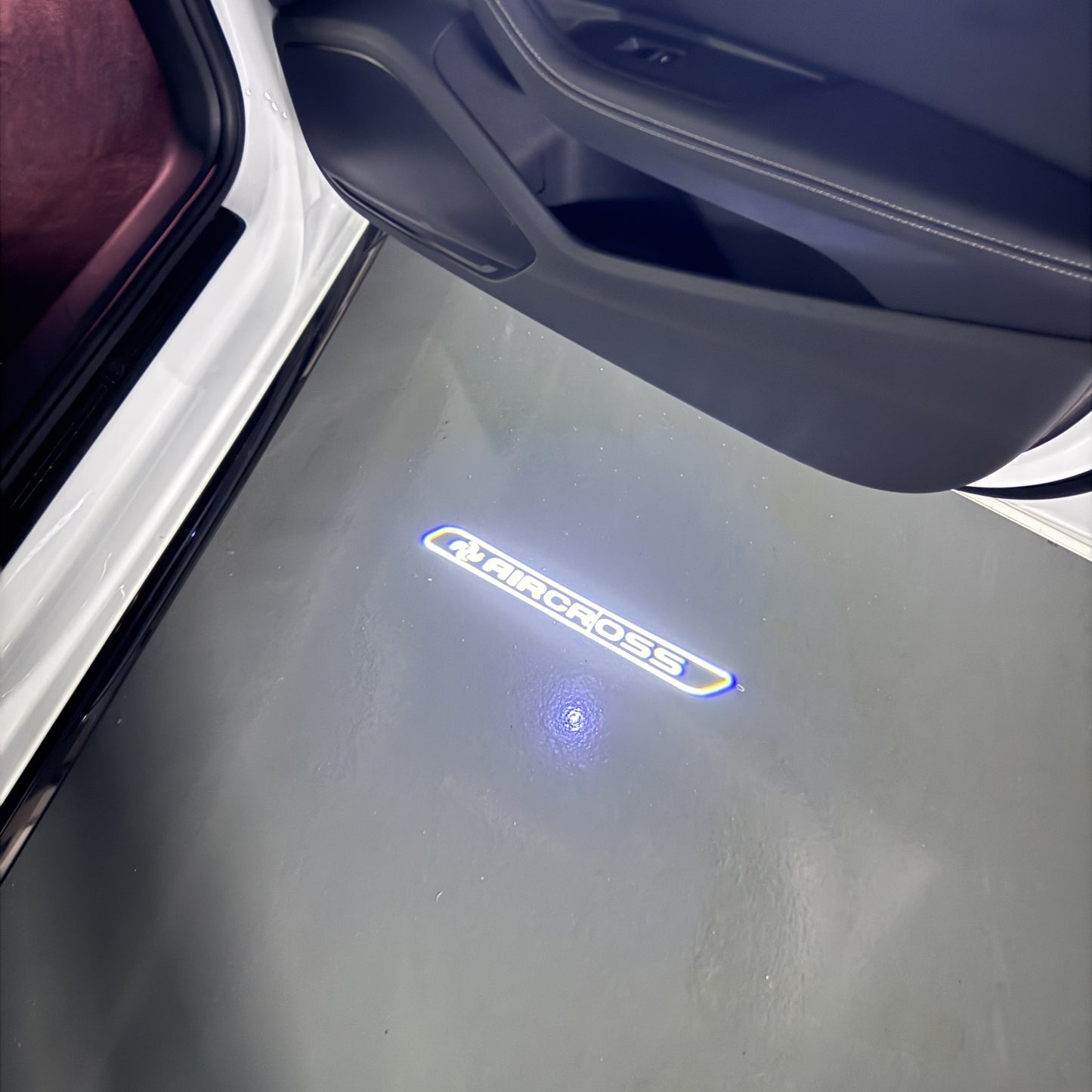 CITROËN AIRCROSS LOGO PROJECTOT LIGHTS (quantity 1 = 1 sets/2 door lights) Nr.6024q0t0122