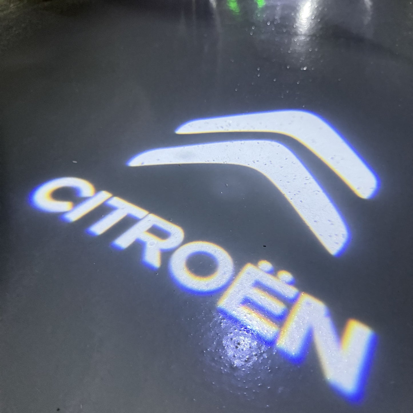 CITROËN Original LOGO PROJECTOT LIGHTS (quantity 1 = 1 sets/2 door lights) Nr.6024q0t0100