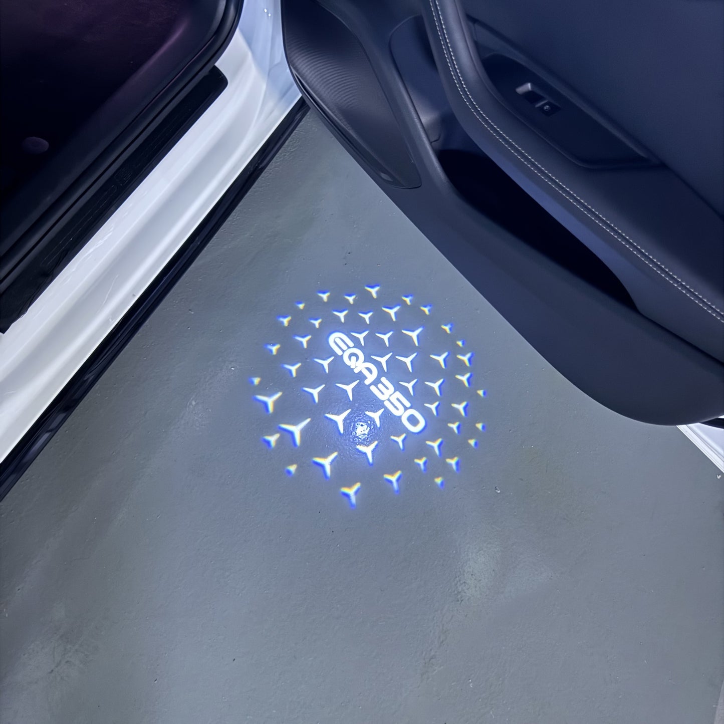 MERCEDES BENZ EQA 350 LOGO PROJECTOR LIGHTS (quantity 1 = 1 sets/2 door lights)Nr.03f011