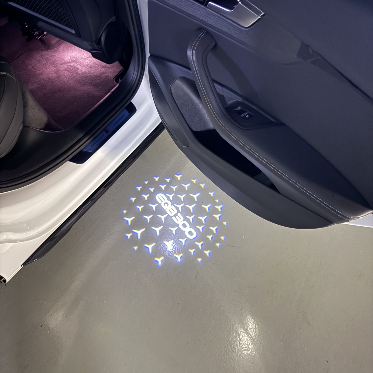 MERCEDES BENZ EQB 300 LOGO PROJECTOR LIGHTS (quantity 1 = 1 sets/2 door lights)Nr.03f019