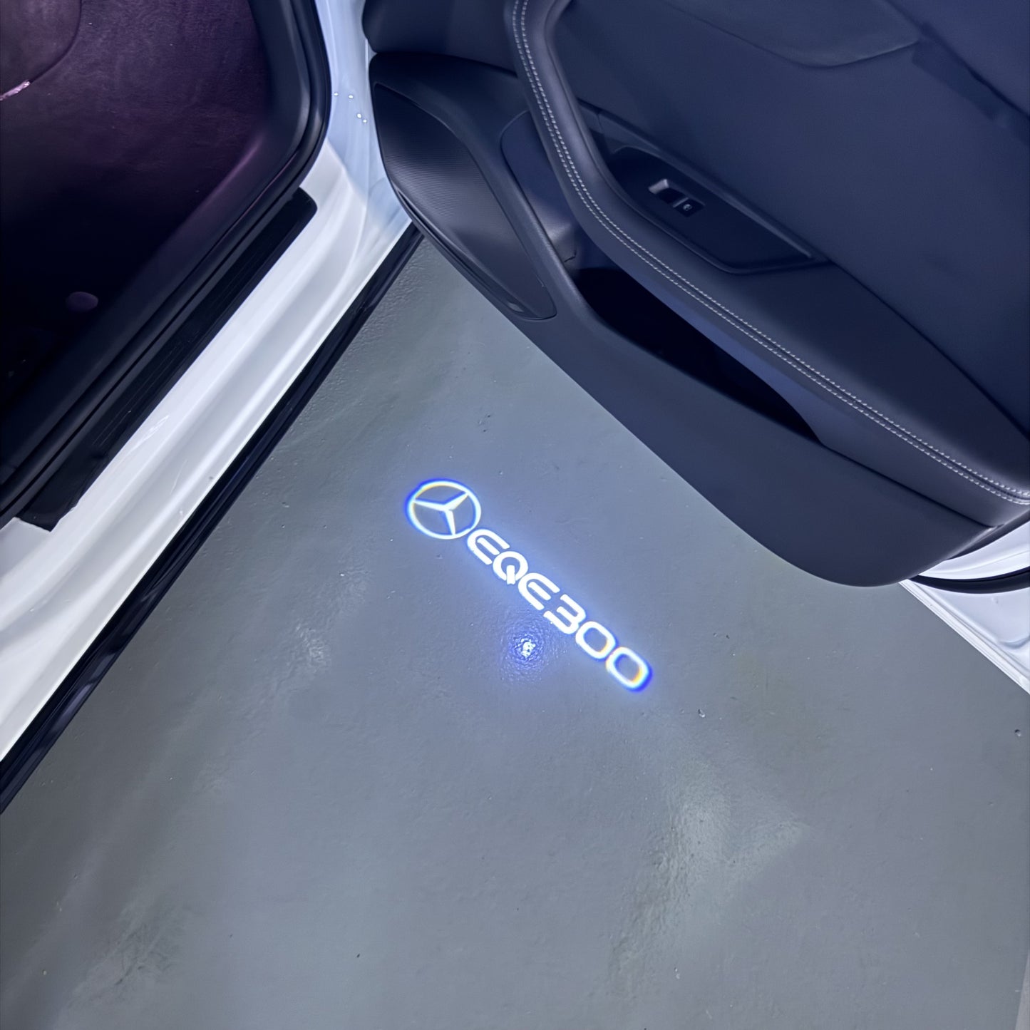 MERCEDES BENZ EQE 300 LOGO PROJECTOR LIGHTS (quantity 1 = 1 sets/2 door lights)Nr.03f015