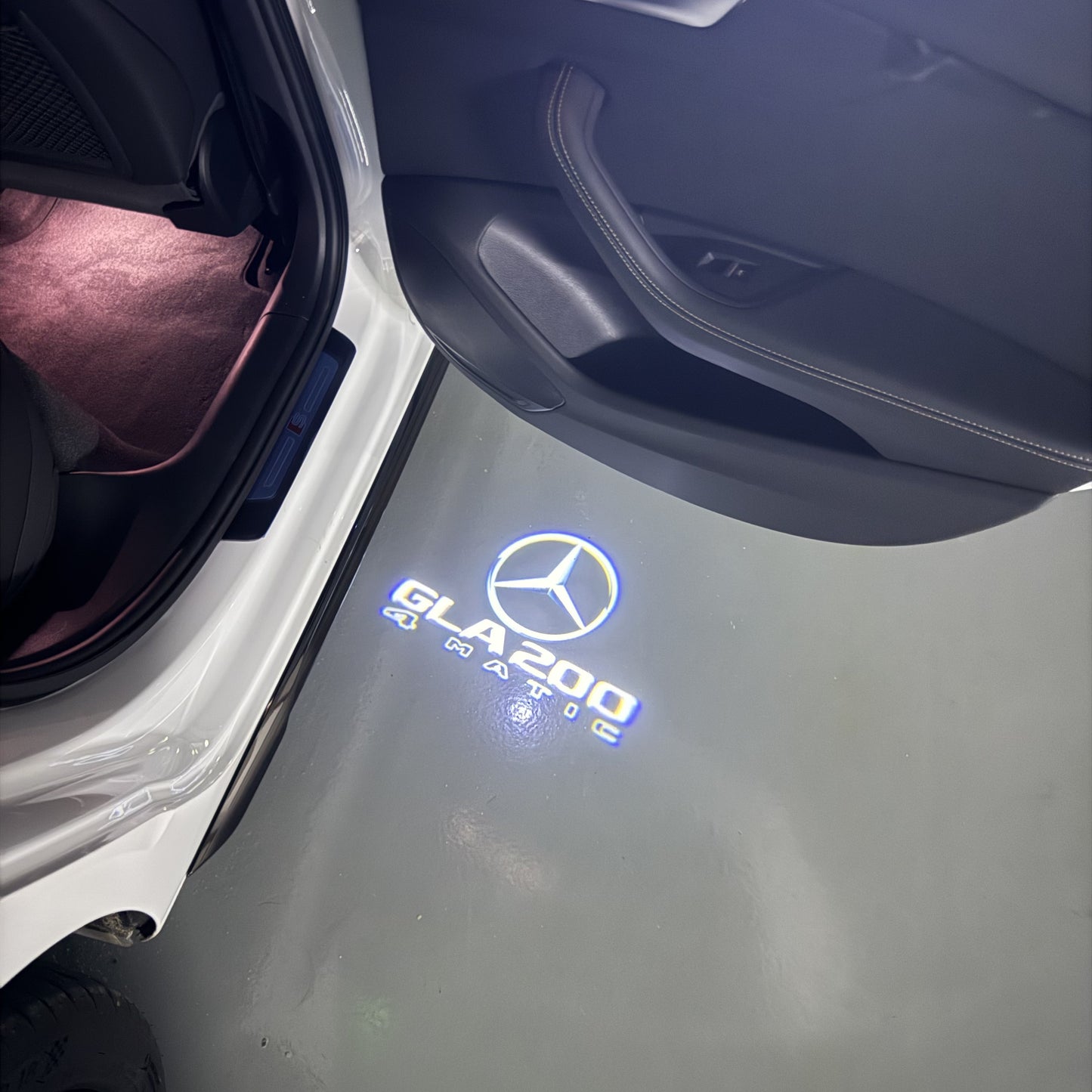 MERCEDES BENZ GLA 200 LOGO PROJECTOR LIGHTS (quantity 1 = 1 sets/2 door lights)Nr.03f017
