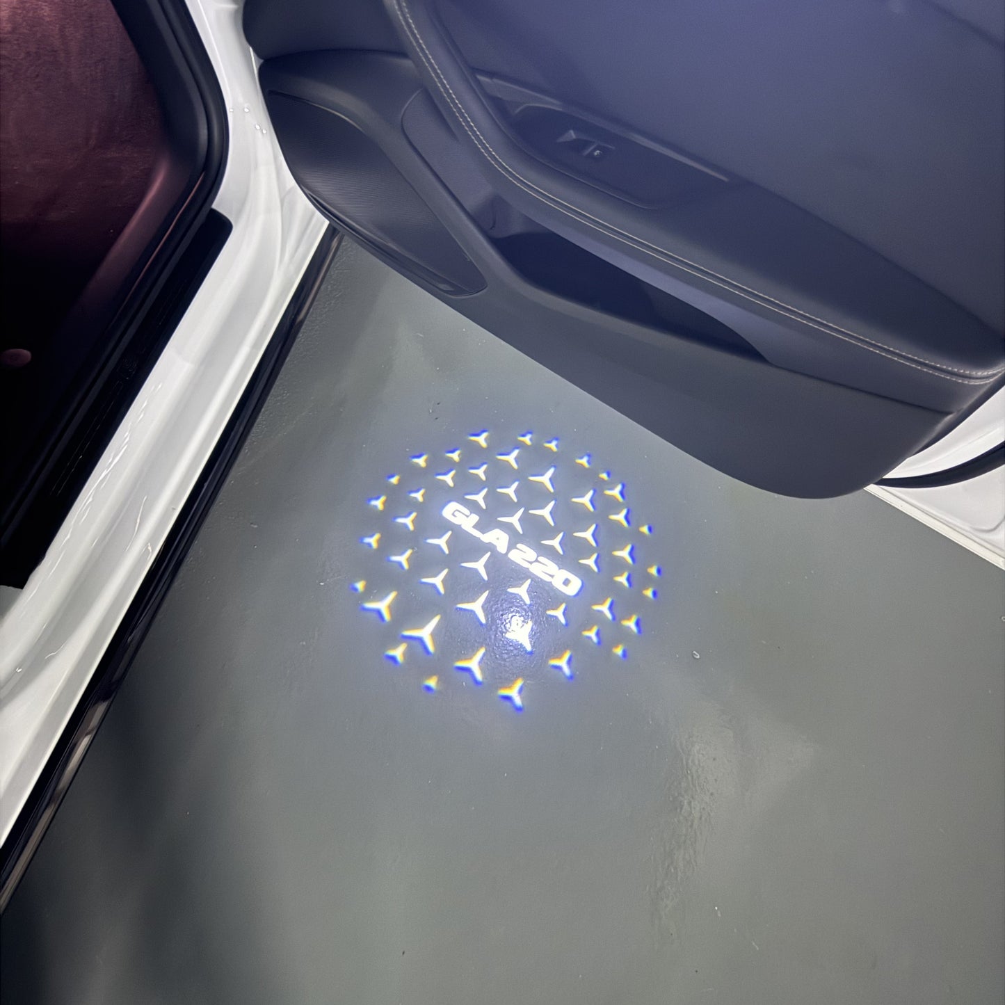 MERCEDES BENZ GLA 220 LOGO PROJECTOR LIGHTS (quantity 1 = 1 sets/2 door lights)Nr.03f020