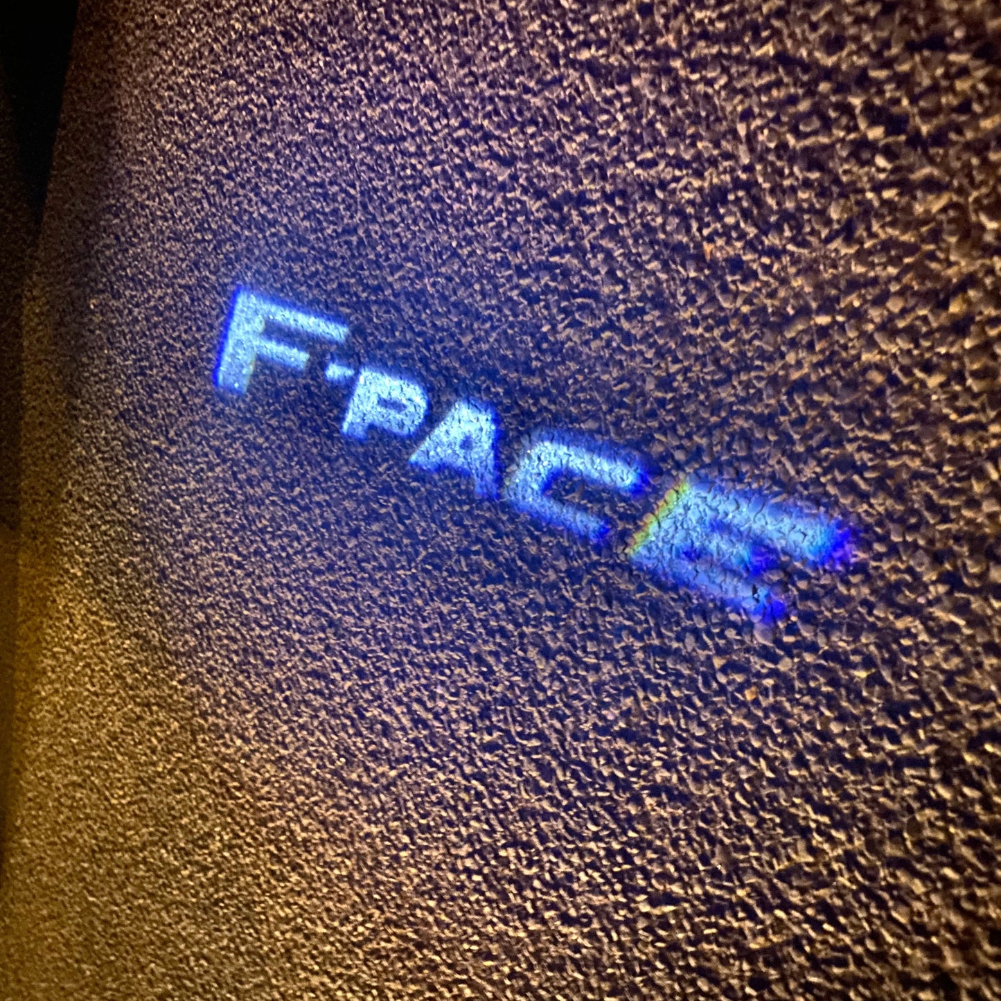 JAGUAR F PACE LOGO PROJECROTR LIGHTS Nr.111 (quantity 1 = 1 sets/2 door lights)