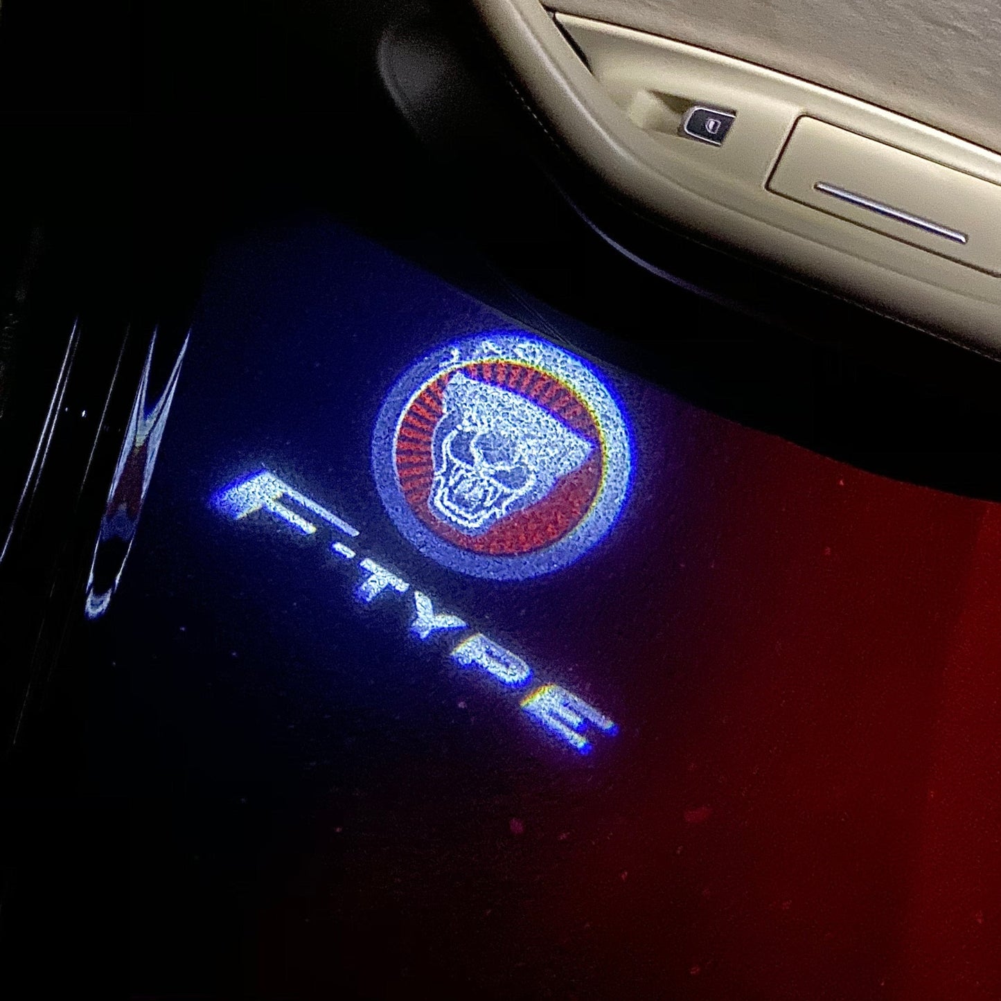JAGUAR F TYPE LOGO PROJECROTR LIGHTS Nr.131 (quantity 1 = 1 sets/2 door lights)