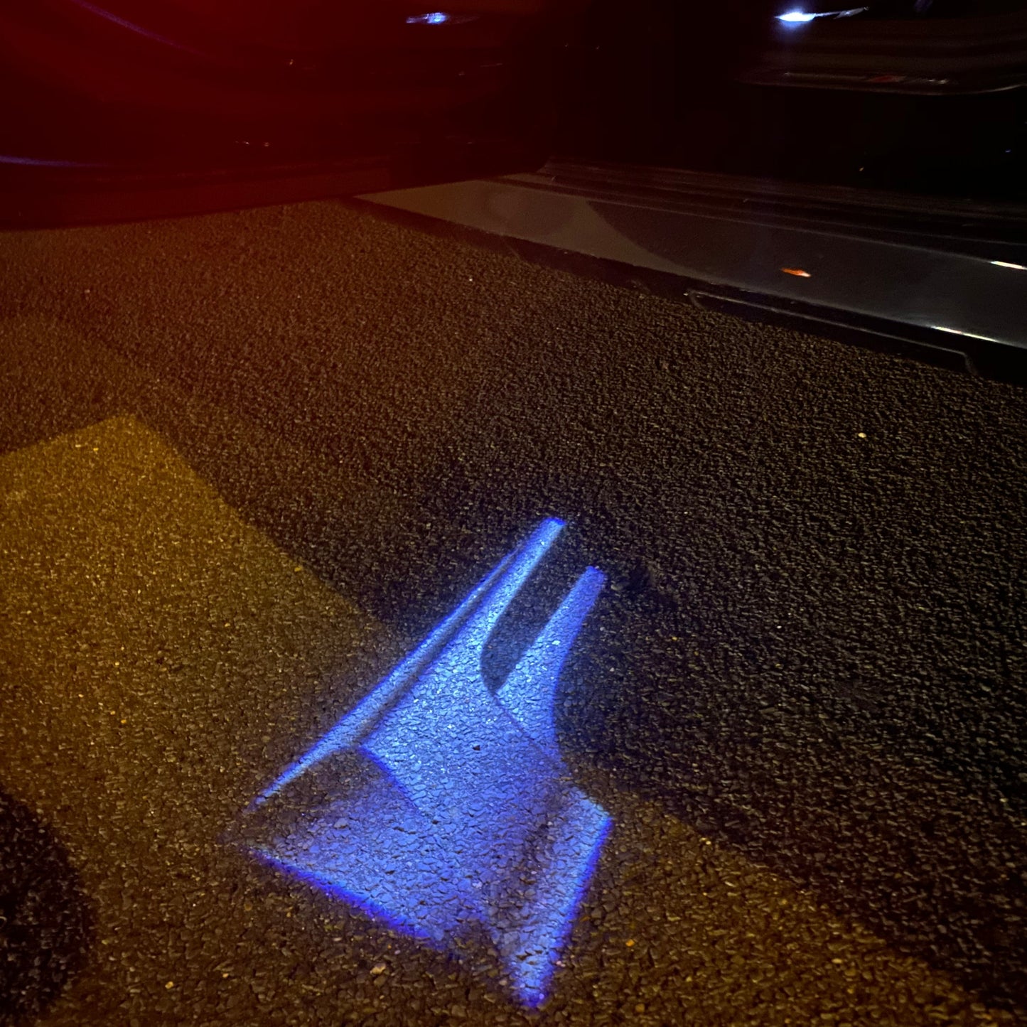 LEXUS RCF LOGO PROJECROTR LIGHTS Nr.01 (quantity 1 = 1 sets/2 door lights)