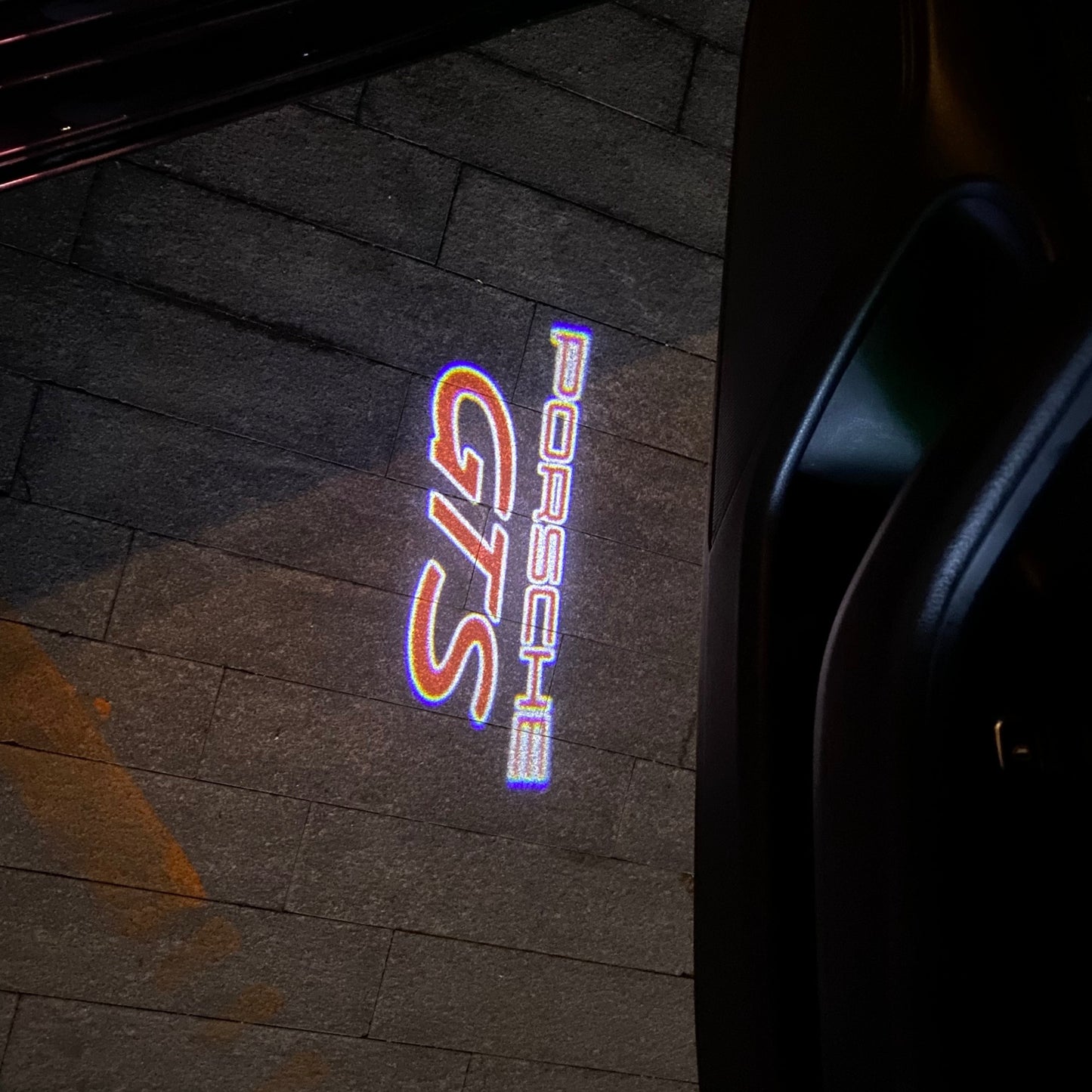 PORSCHE GT LOGO PROJECTOT LIGHTS Nr.8098(quantity 1 = 2 Logo Film / 2 door lights)