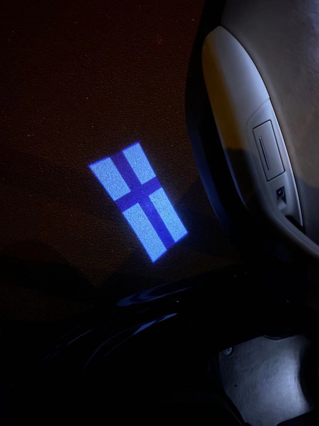 Finland Suomen tasavalta National Flag logo door lights (quantity 1 = 1 sets / 2 logo film / Can replace of lights other logos )