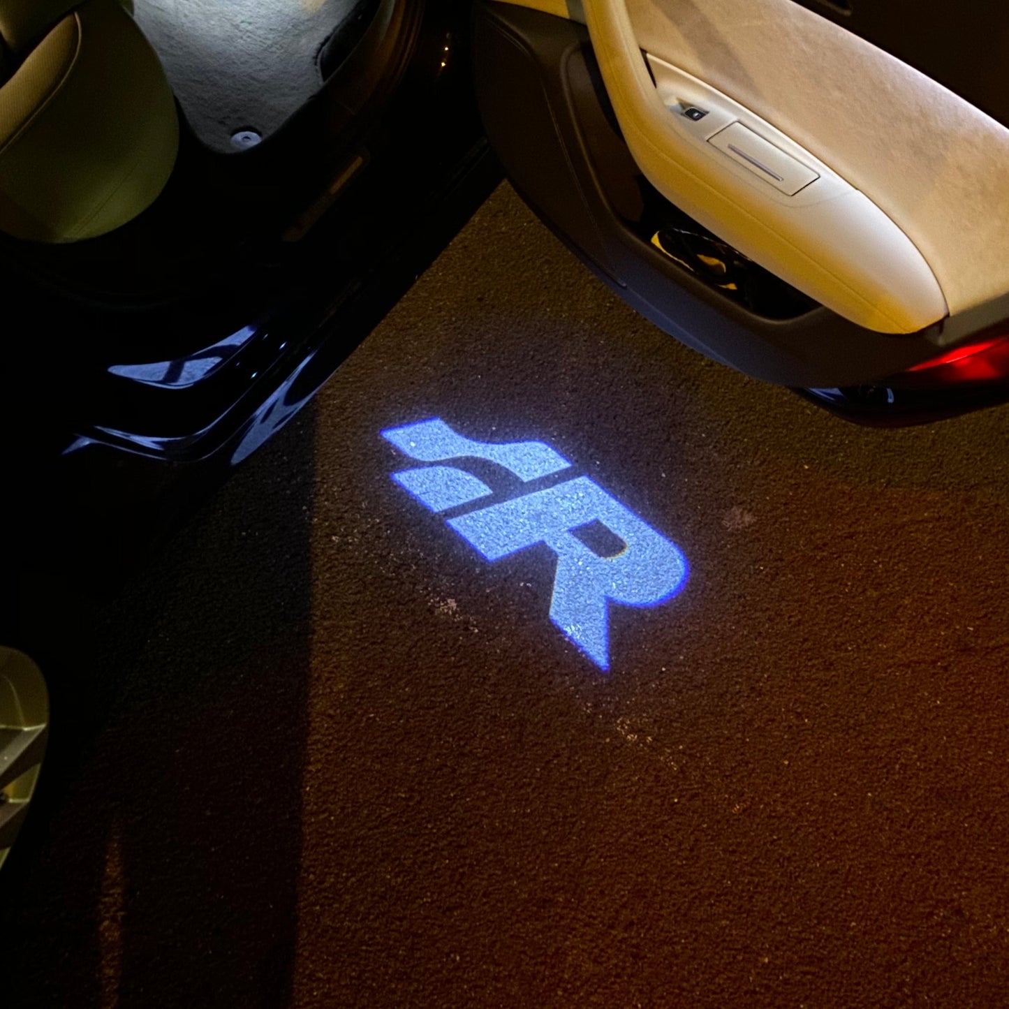 Volkswagen Door lights R Logo Nr. 156 ( quantity 1 = 2 logo film / 2 door lights)