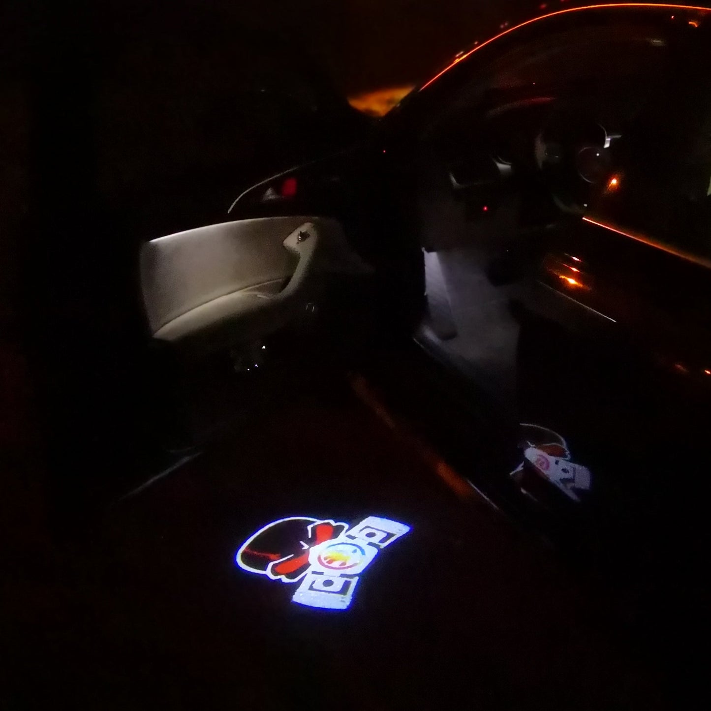 SKODA ORIGINAL LOGO PROJECTOT LIGHTS Nr.01 (quantity 1 = 2 Logo Film / 2 door lights)