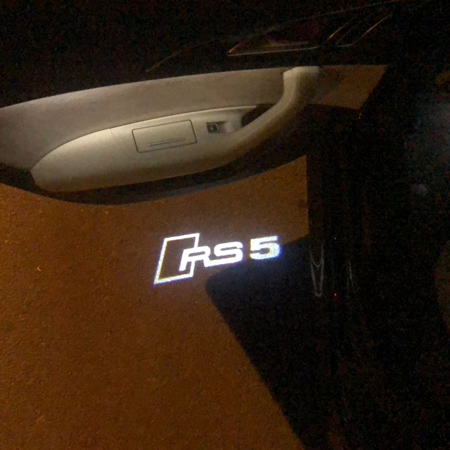 AUDI RS5 LOGO PROJECTOT LIGHTS Nr.121 (quantity 1 = 2 Logo Films /2 door lights)