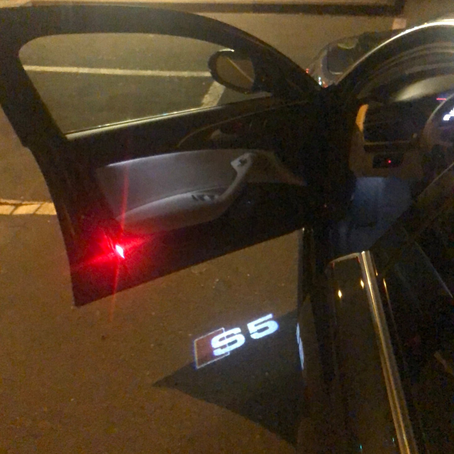 AUDI S5 LOGO PROJECTOT LIGHTS Nr.26 (quantity 1 = 2 Logo Films /2 door lights)