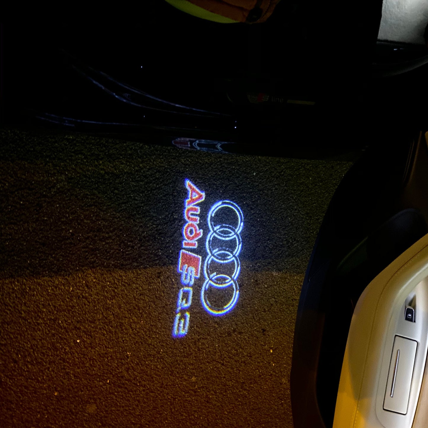 AUDI SQ3 LOGO PROJECTOT LIGHTS Nr.254 (quantity 1 = 2 Logo Films /2 door lights)