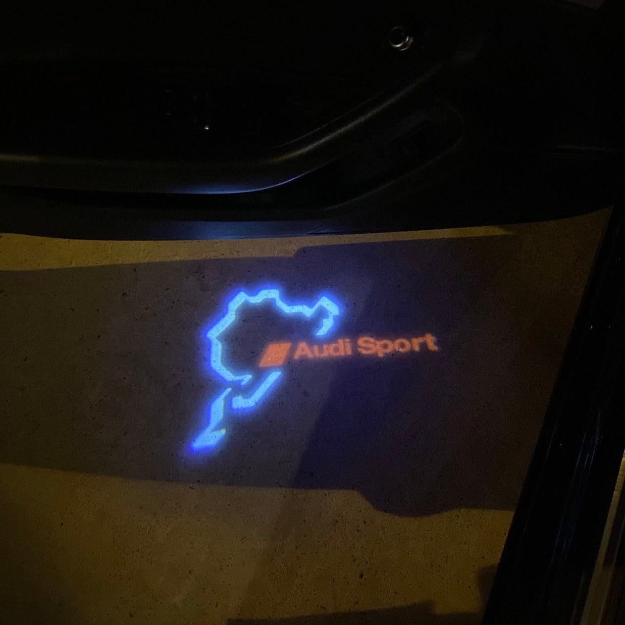 AUDI SPORT LOGO PROJECTOT LIGHTS Nr.31 (quantity 1 = 2 Logo Films /2 door lights)