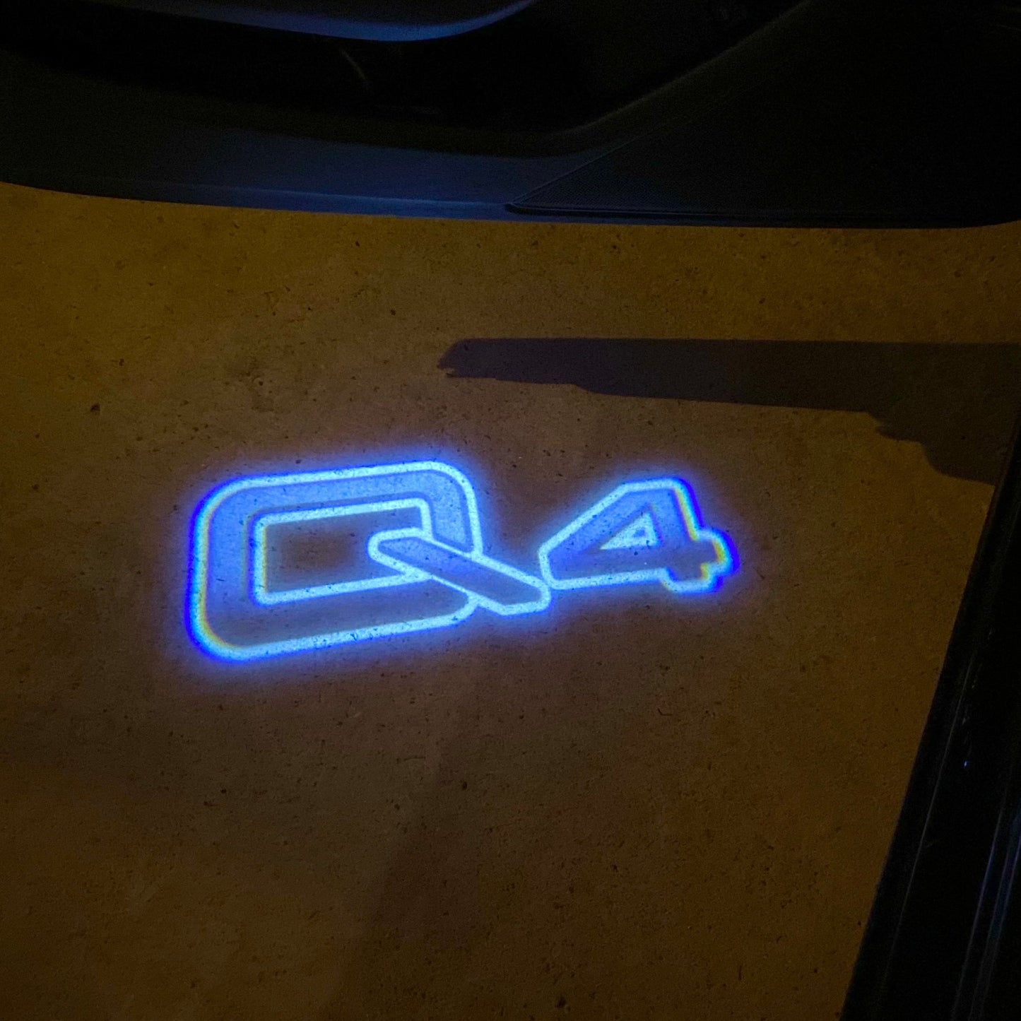 AUDI Q4 LOGO PROJECTOT LIGHTS Nr.3718