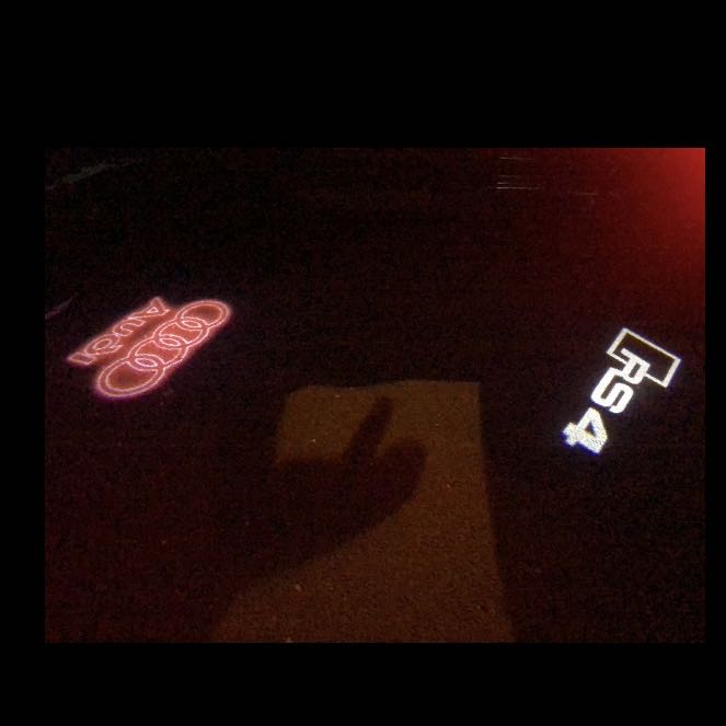 AUDI RS4 LOGO PROJECTOT LIGHTS Nr.118 (quantity 1 = 2 Logo Films /2 door lights)