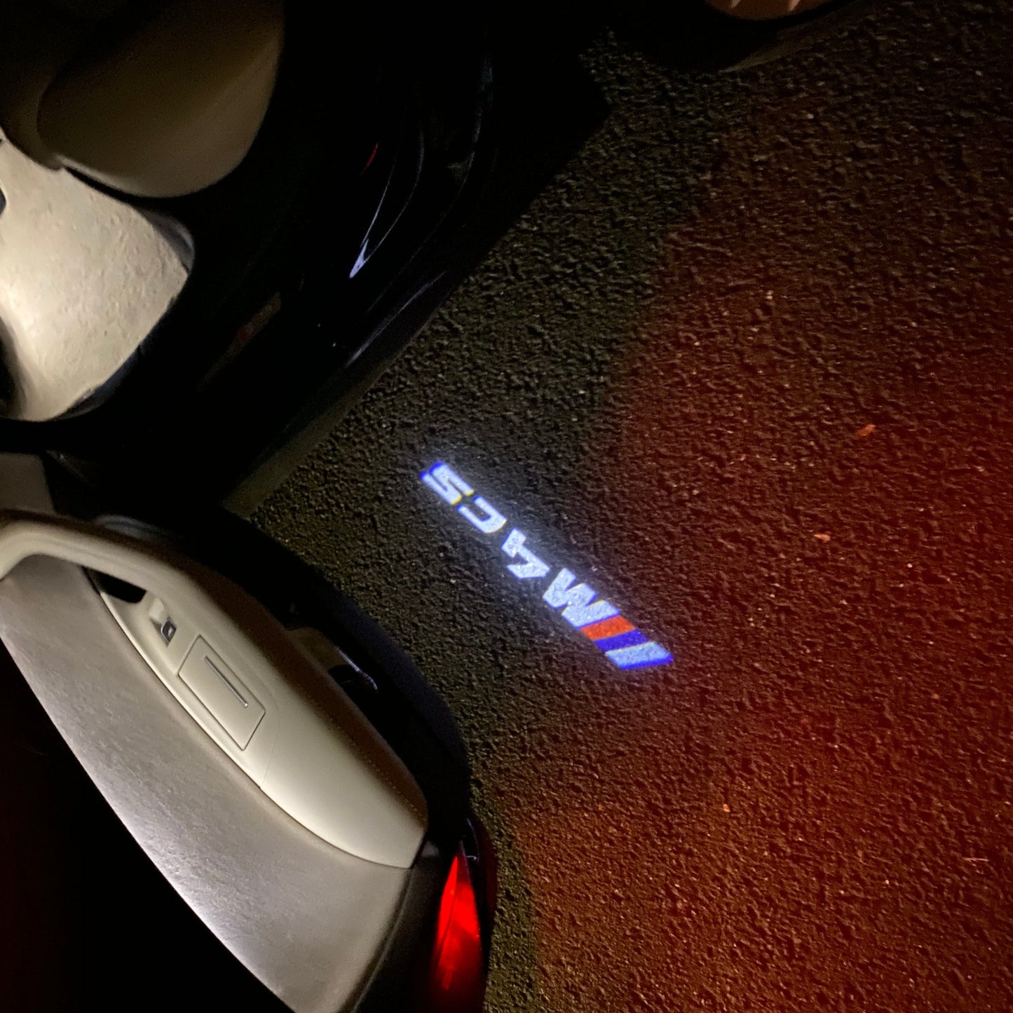 BMW M4 CS LOGO PROJECTOT LIGHTS Nr.6027 (quantity 1 = 1 sets/2 door lights)