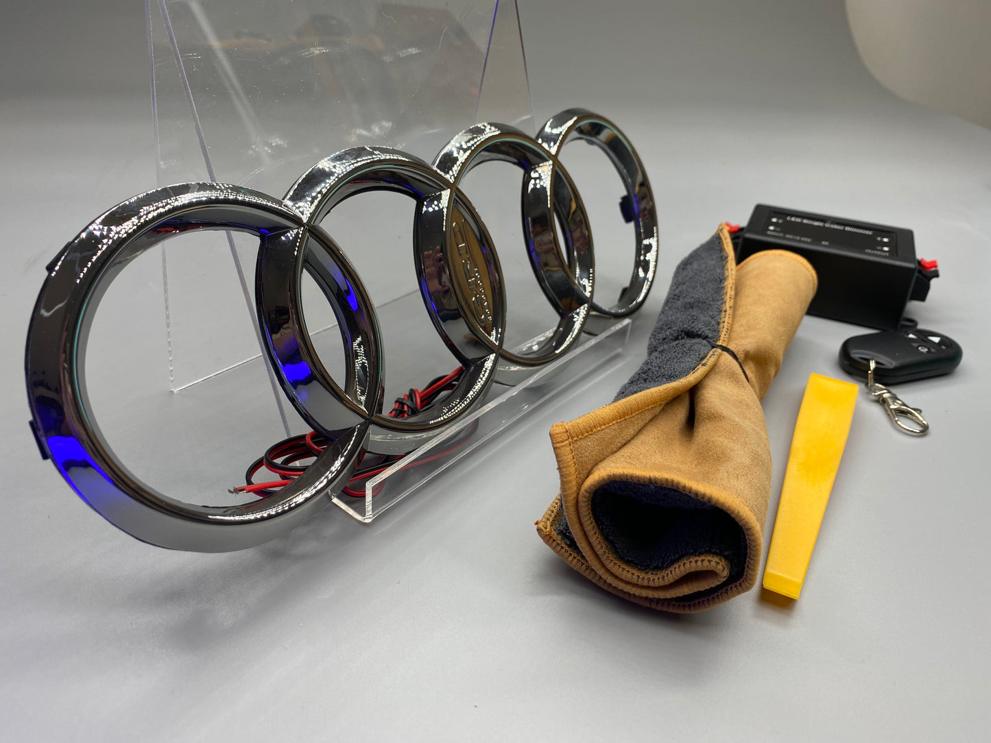AUDI Front Grill Logo LED with dznamic indicator original color 28.8CM